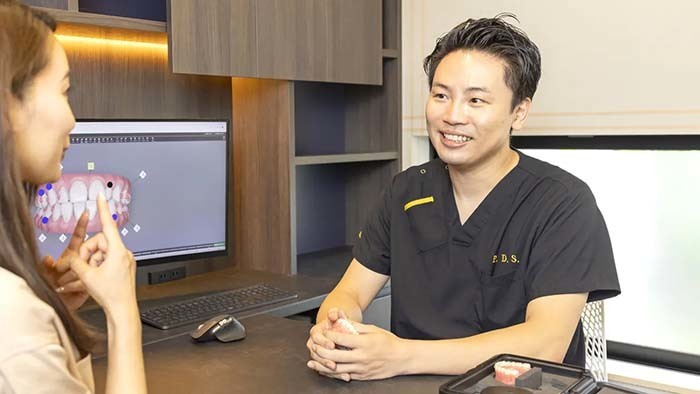 大村で歯並びの矯正歯科を検討する患者に人気の無料相談風景